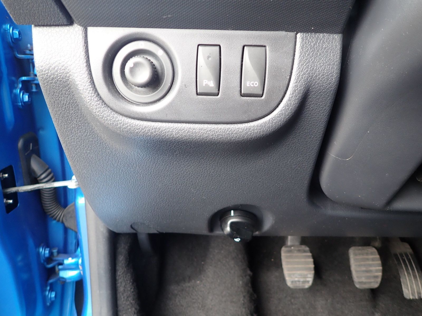 Fahrzeugabbildung Dacia Sandero STEPWAY TCe 90 ANNIVERSARY/NAVI/AHK/