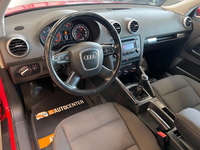 Audi A3 2.0 TDI Attraction*TÜV1226*Klima*Schiebedach
