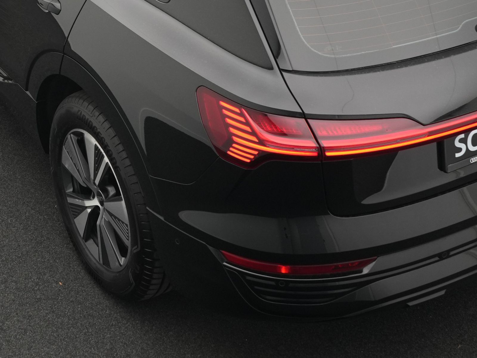 Audi Q8 e-tron - Bild 19