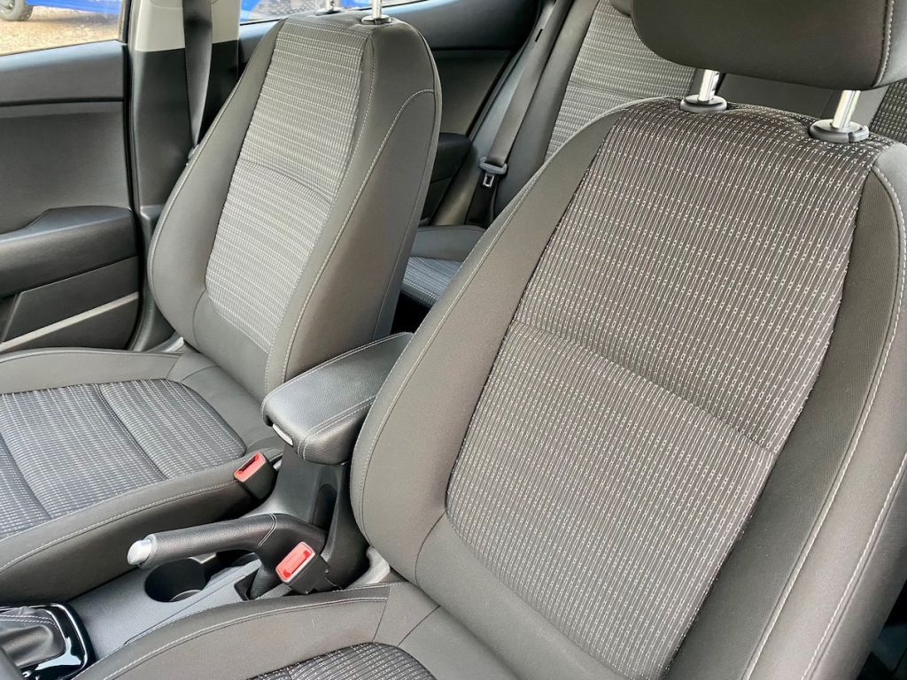 Fahrzeugabbildung Kia Stonic 1.0 DCT7 Vision AAC PDC SHZ ISOFIX ALU