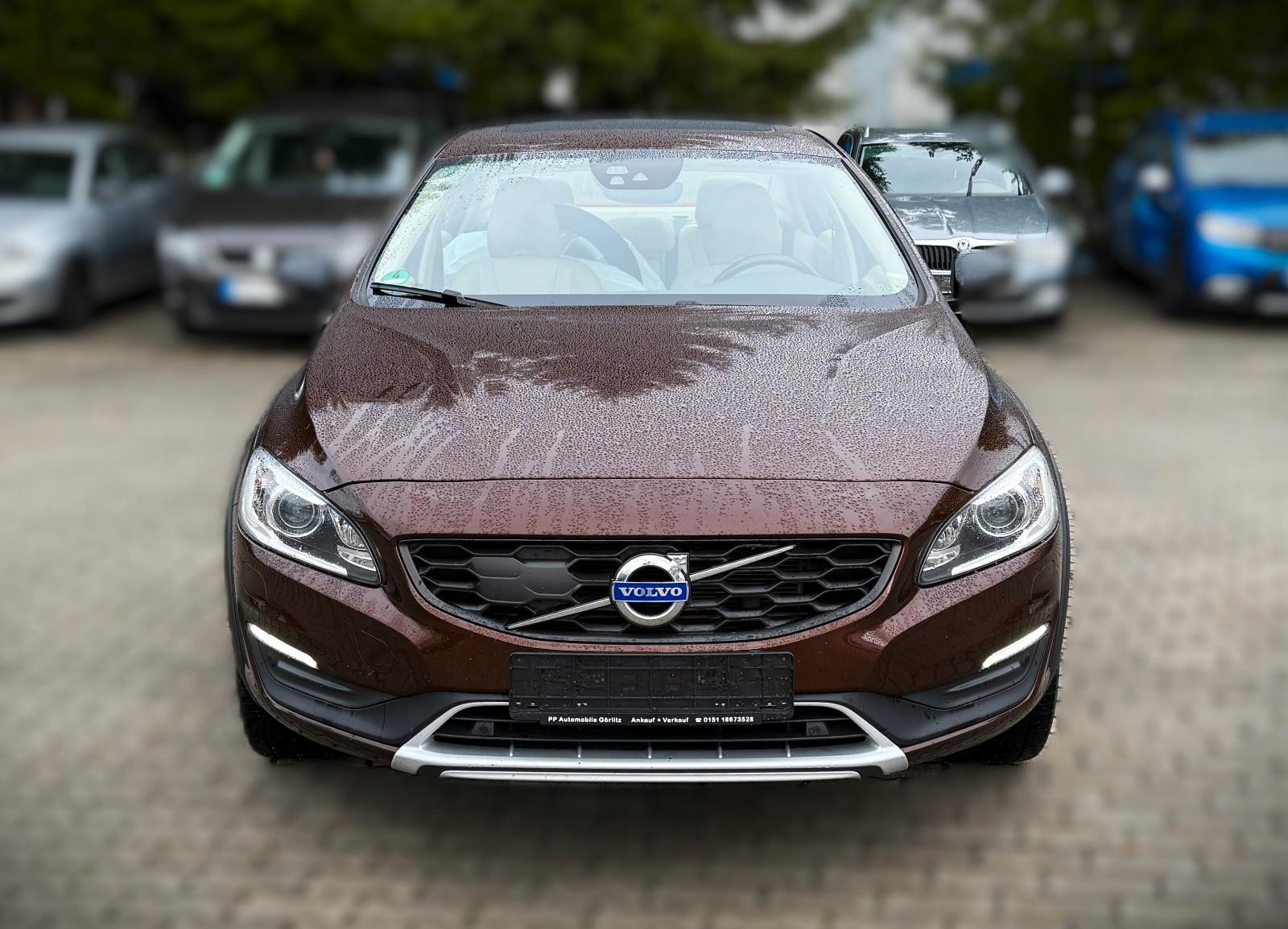 Volvo S60 Cross Country Summum AWD*8x ALU*