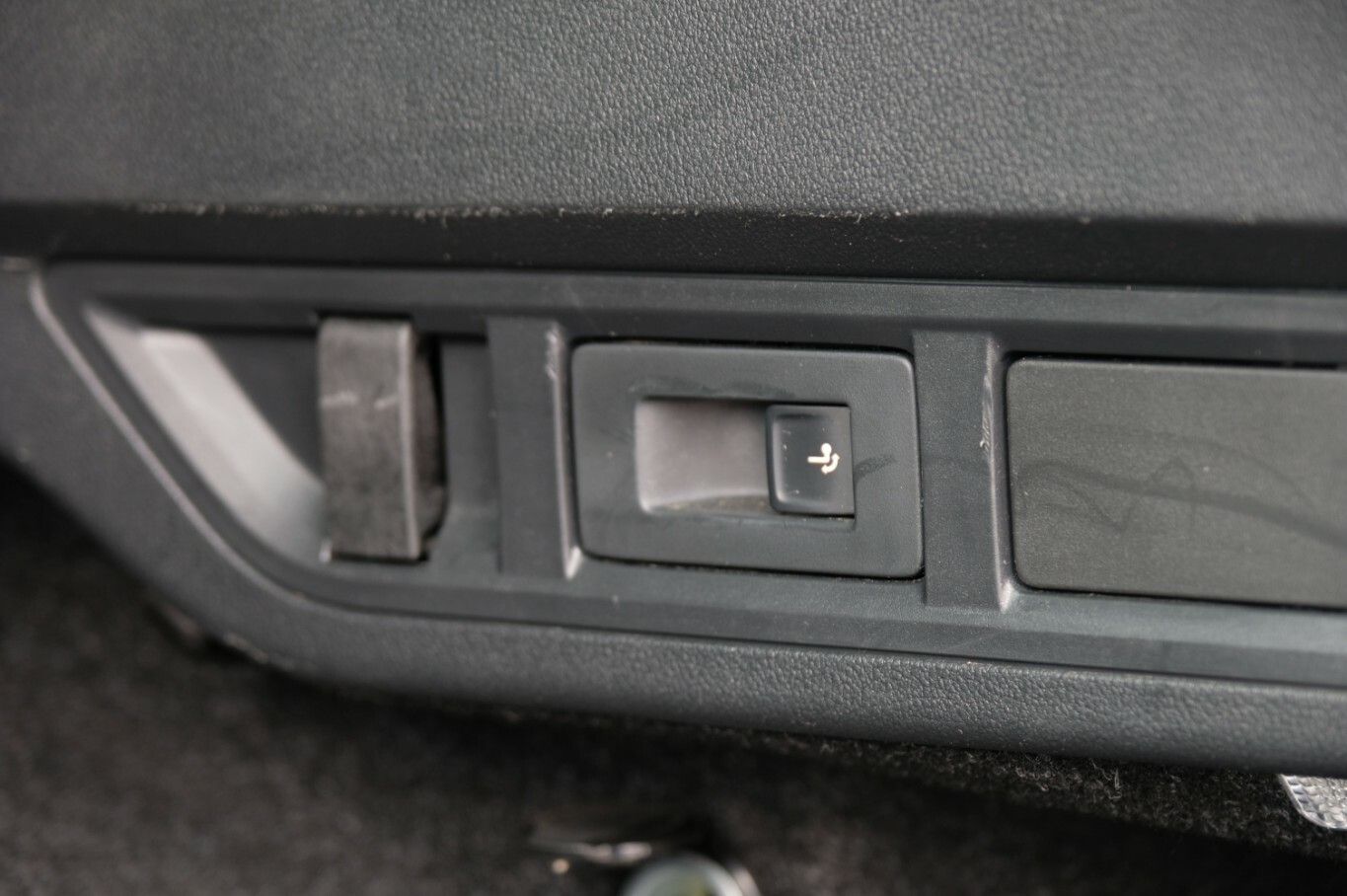Octavia 2.0 TDi AHK LED ACC KESSY