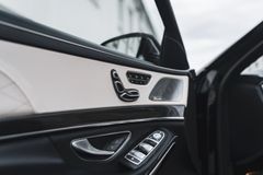 Fahrzeugabbildung Mercedes-Benz S 63 L AMG 4MATIC+ *MB-Scheckheft/1.Hand/MWST.*