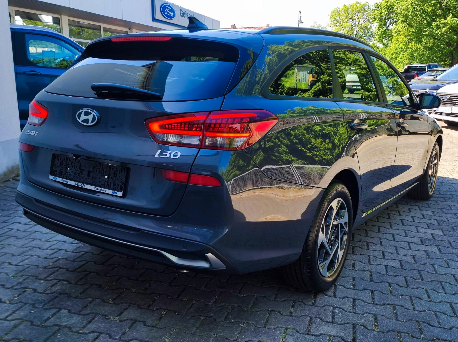 Hyundai i30 cw TrendLED.Navi.Kamera.PDC.SHZ.Lenkradh.