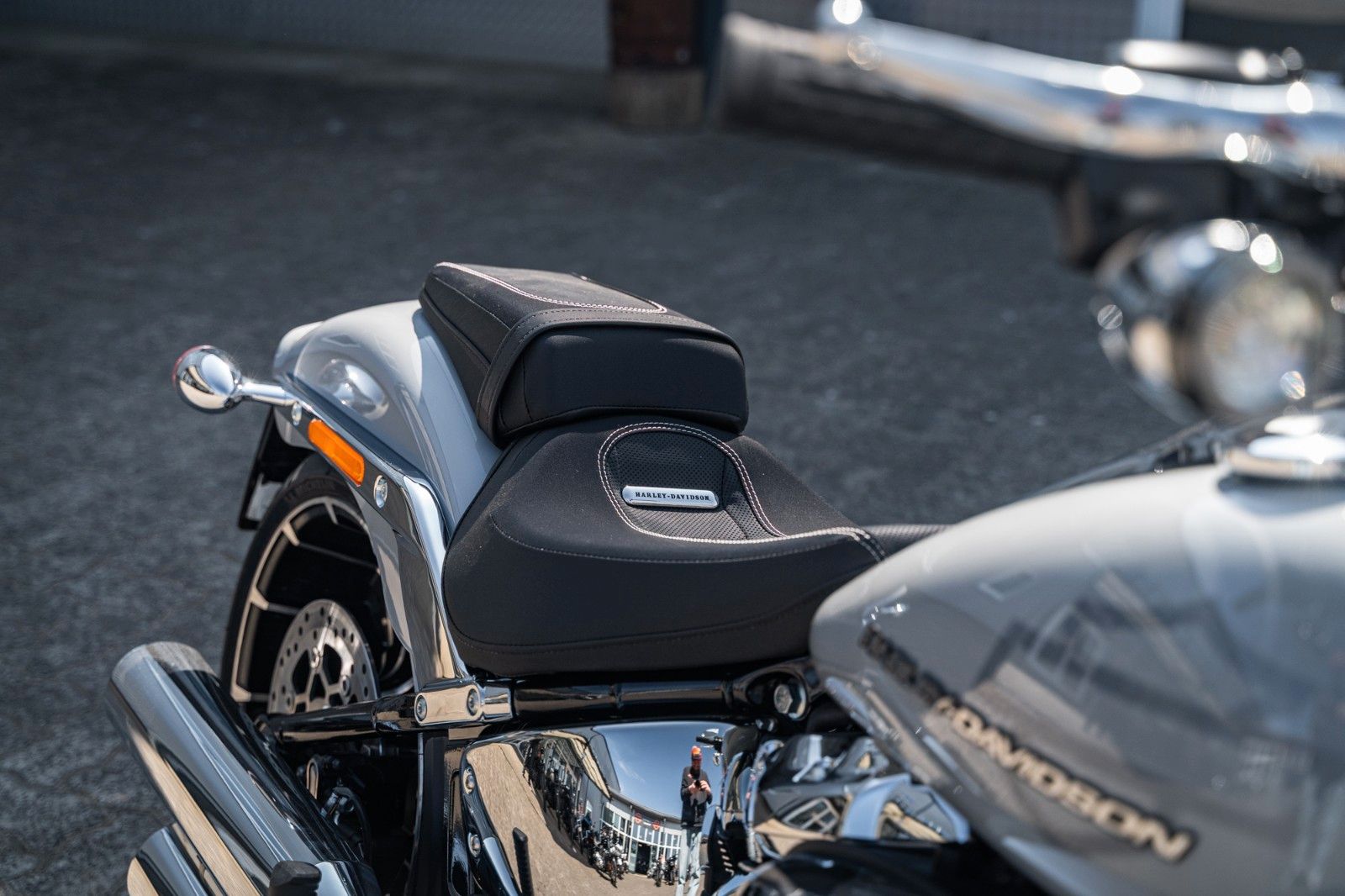 Fahrzeugabbildung Harley-Davidson BREAKOUT FXBR 117 ci - MY25 -Kurzfristig Verfüg.