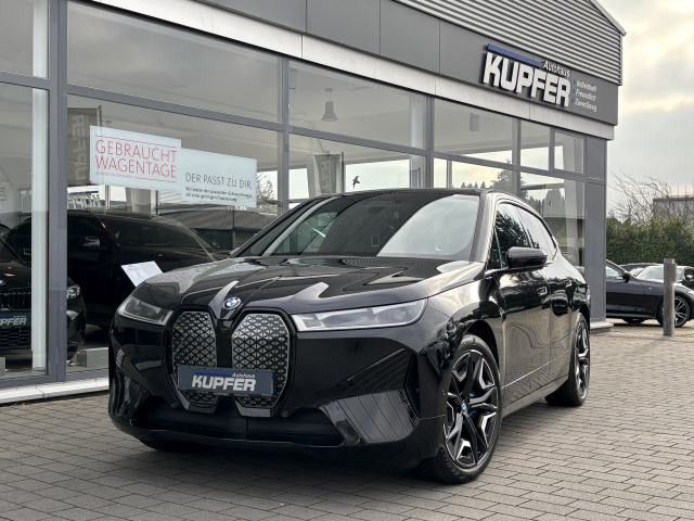 BMW iX xDrive50 Sportpak.AHK°22"-°LASER*bel.Massages