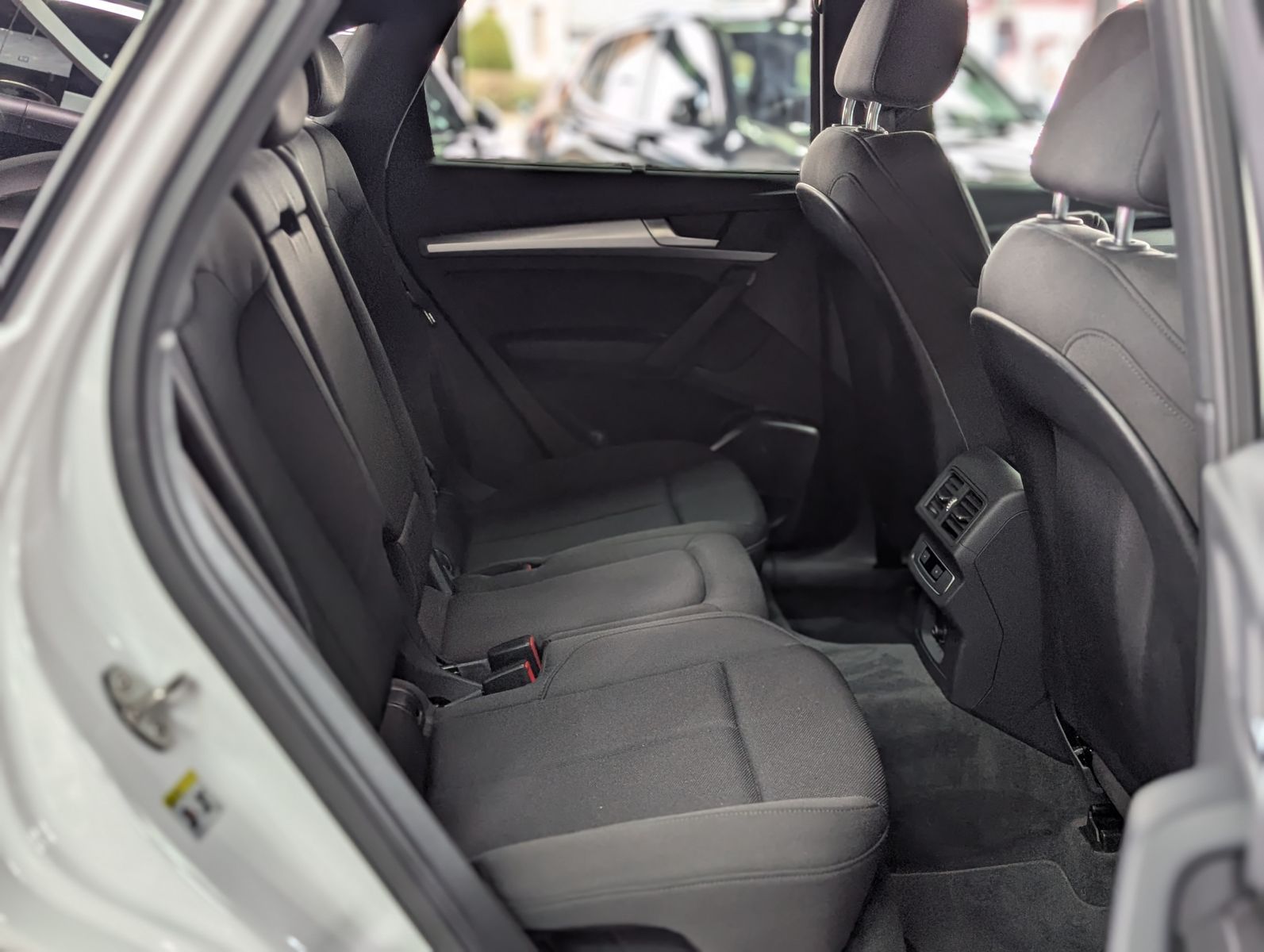 Fahrzeugabbildung Audi Q5 50 TFSIe quattro Sportback AHK MATRIX ACC APP