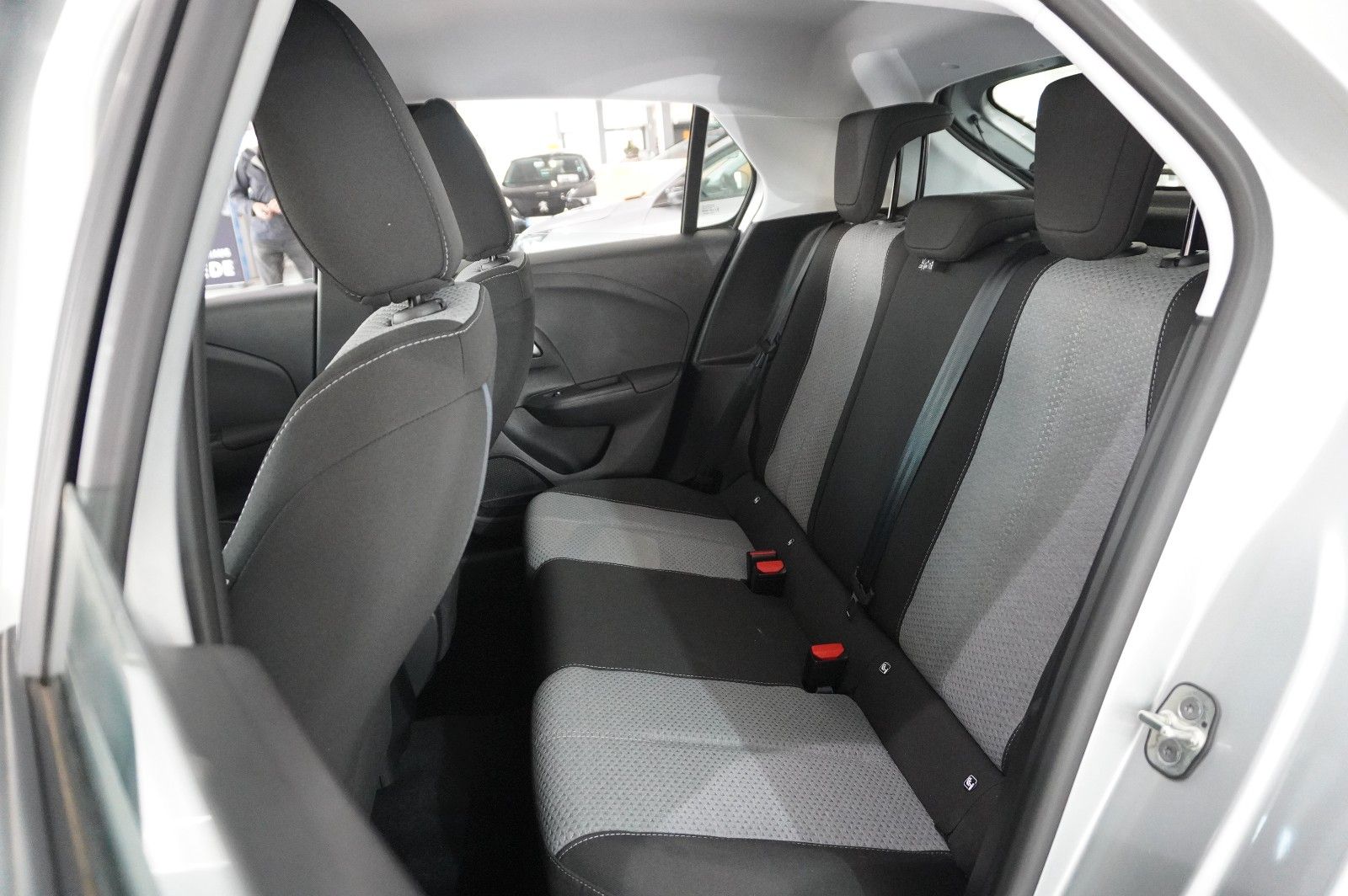 Fahrzeugabbildung Opel Corsa F 1.2 FACELIFT NAVI/LED/KAMERA/VIRTU./DAB+