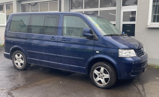 Volkswagen T5 Transporter Bus Multivan Highline