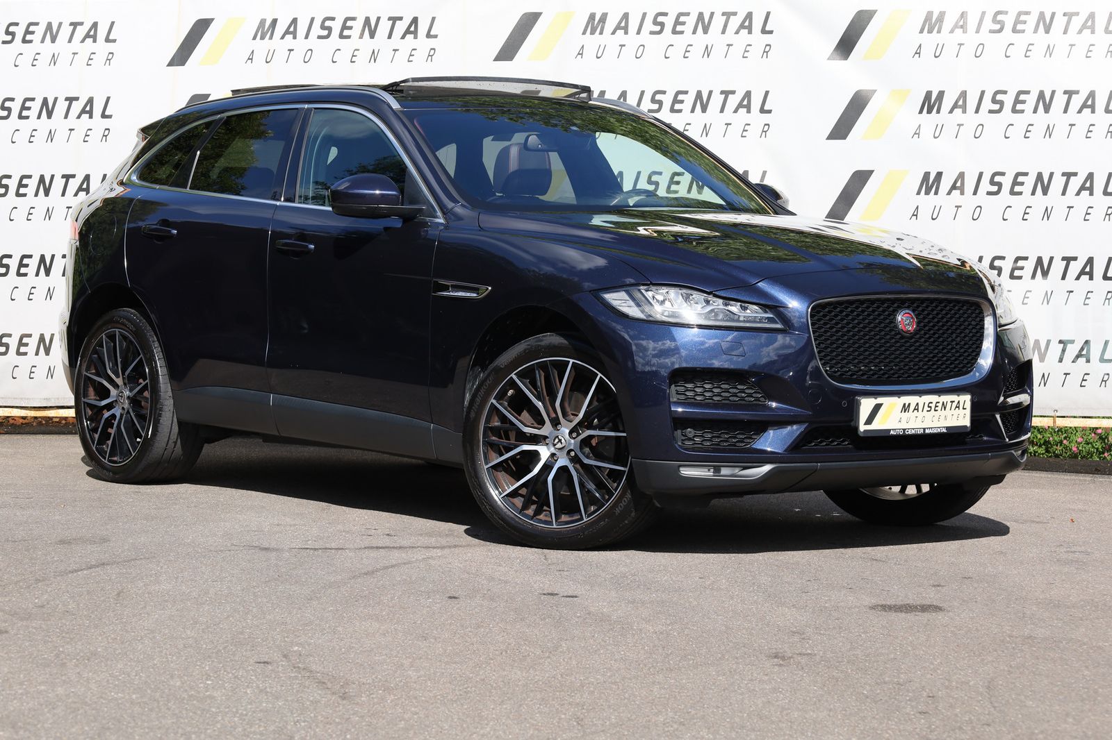 JAGUAR F-Pace