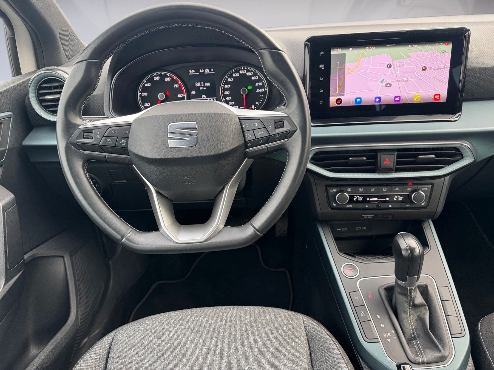 Fahrzeugabbildung SEAT Arona Xperience 1.0 TSI
