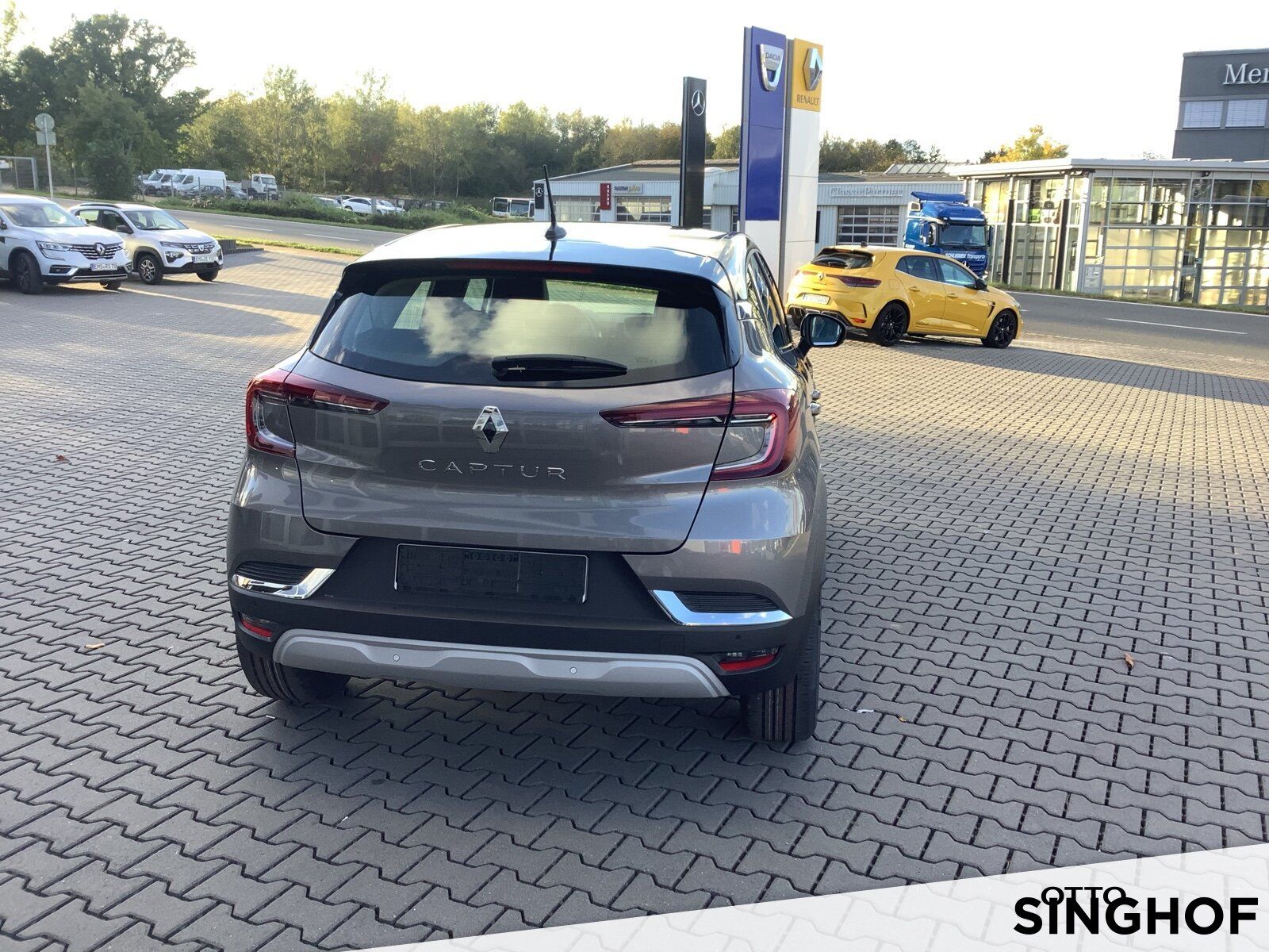 Fahrzeugabbildung Renault Captur Intens TCe 90Navi/Klima/Sitzhzg./BC/eFH.