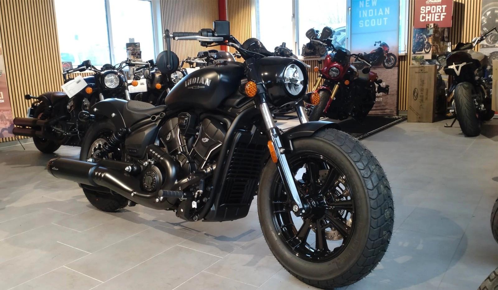 Indian SCOUT BOBBER Lim+Tech  BlackSmoke auch verfügbar