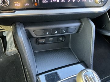 KIA Sportage - 12