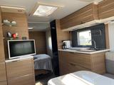 Adria Adora 613UT, el.Hubstützen, el.Antenne, Autark - Offers