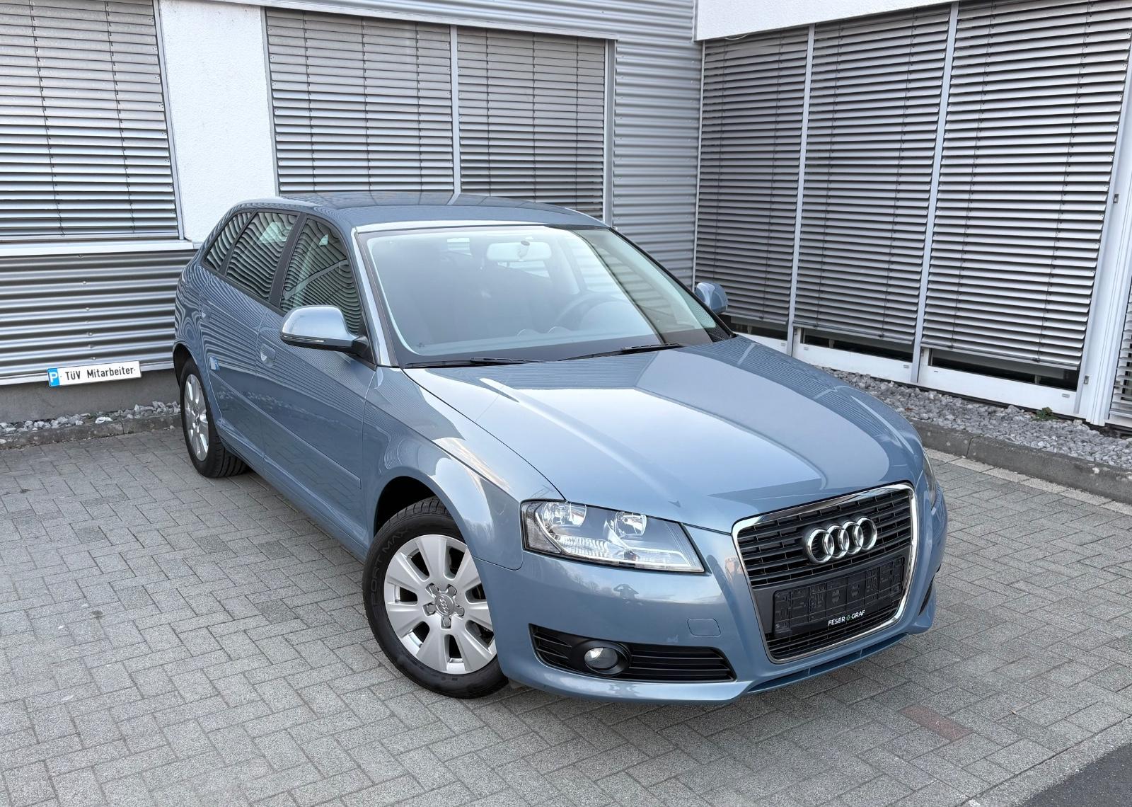 Audi A3 Sportback 1.6 Attraction 1.Hand Klima PDC Tüv