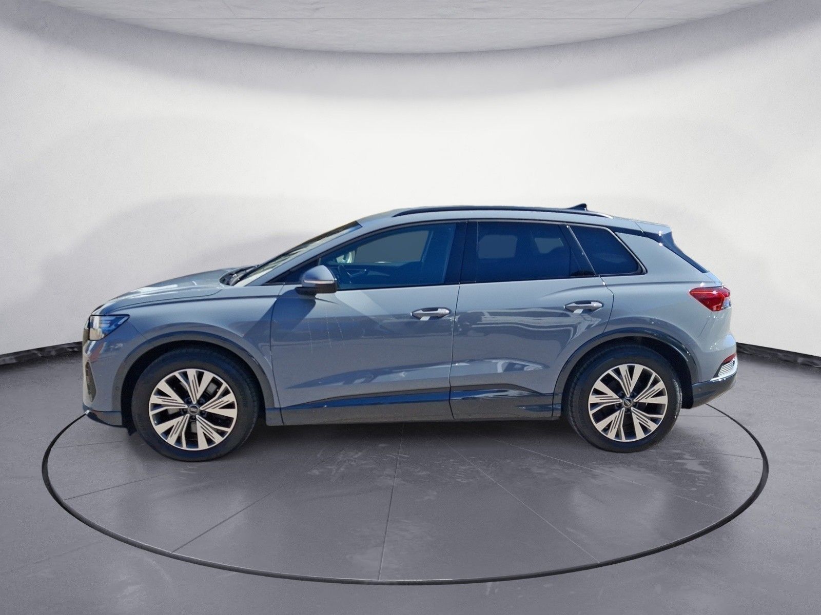 Audi Q4 45 e-tron quattro Sitzheizung Kamera Klima foto 3
