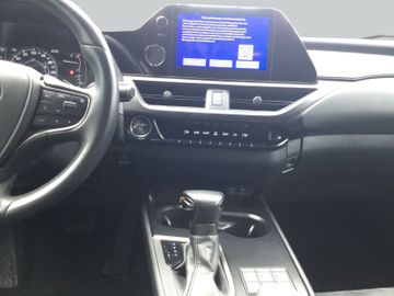 Lexus UX - 11