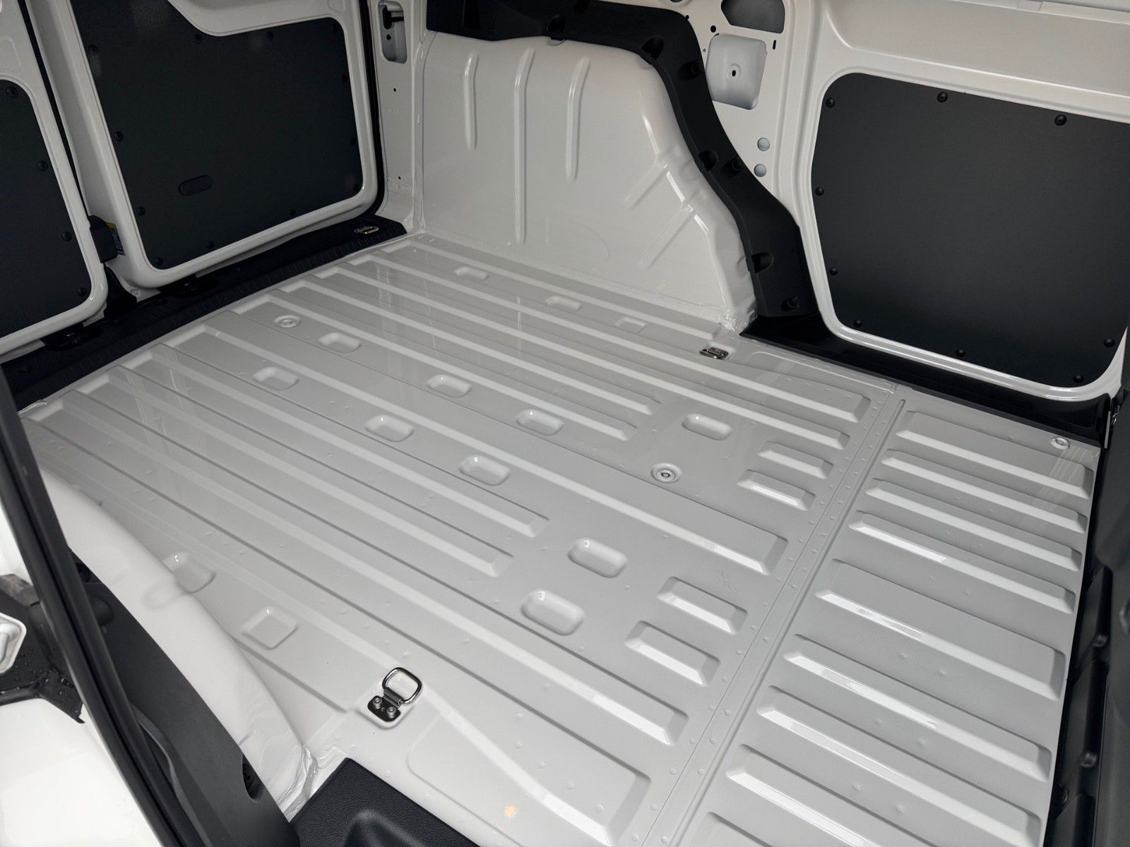 Fahrzeugabbildung Volkswagen Caddy Cargo 2,0TDI