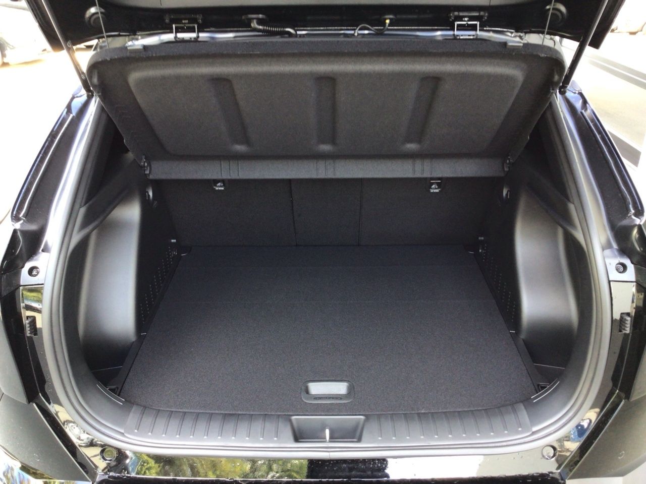 Fahrzeugabbildung Hyundai KONA N-LINE *Assist.-Pak.* SHZ*LHZ*NAVI*USB*