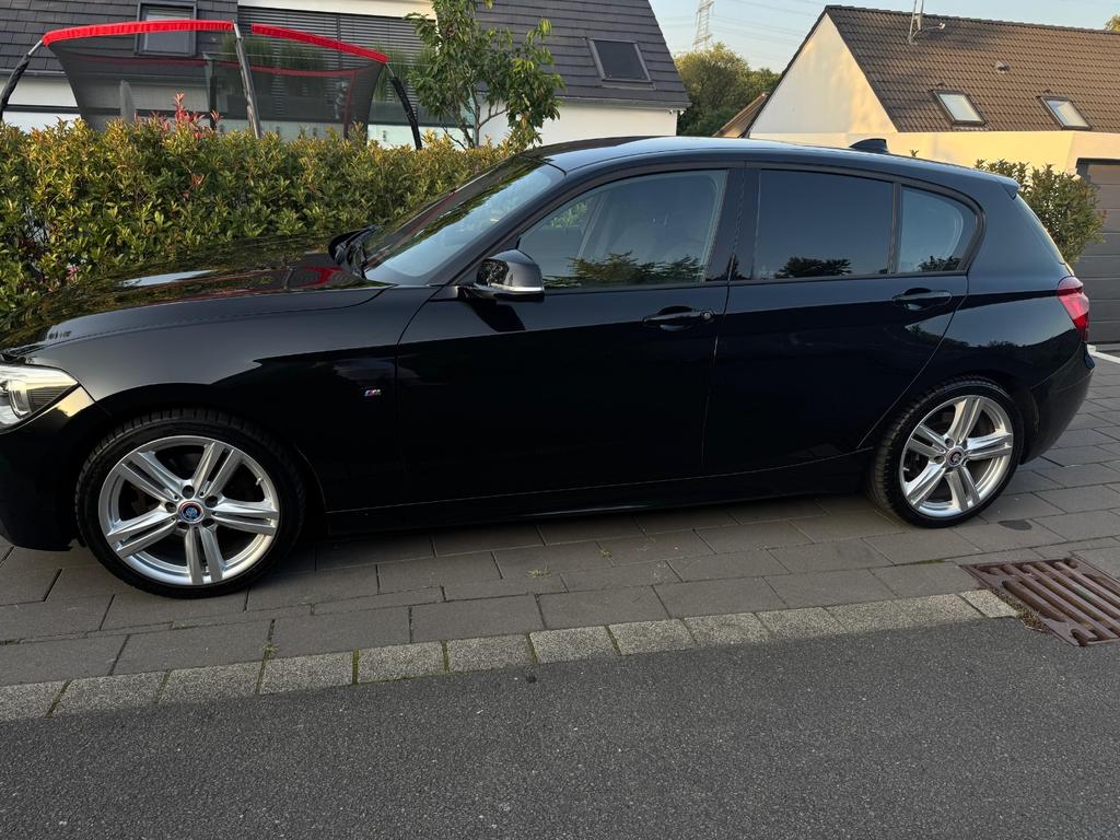 BMW 120