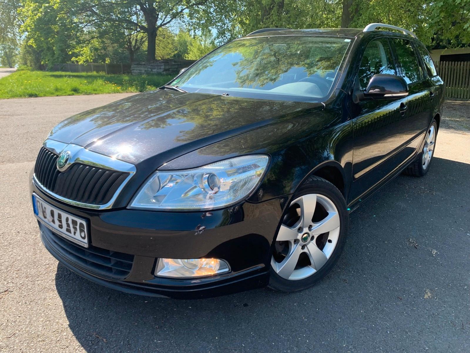 Skoda Octavia 1.4 TSI DSG Combi Sport Edition SHZ 17"