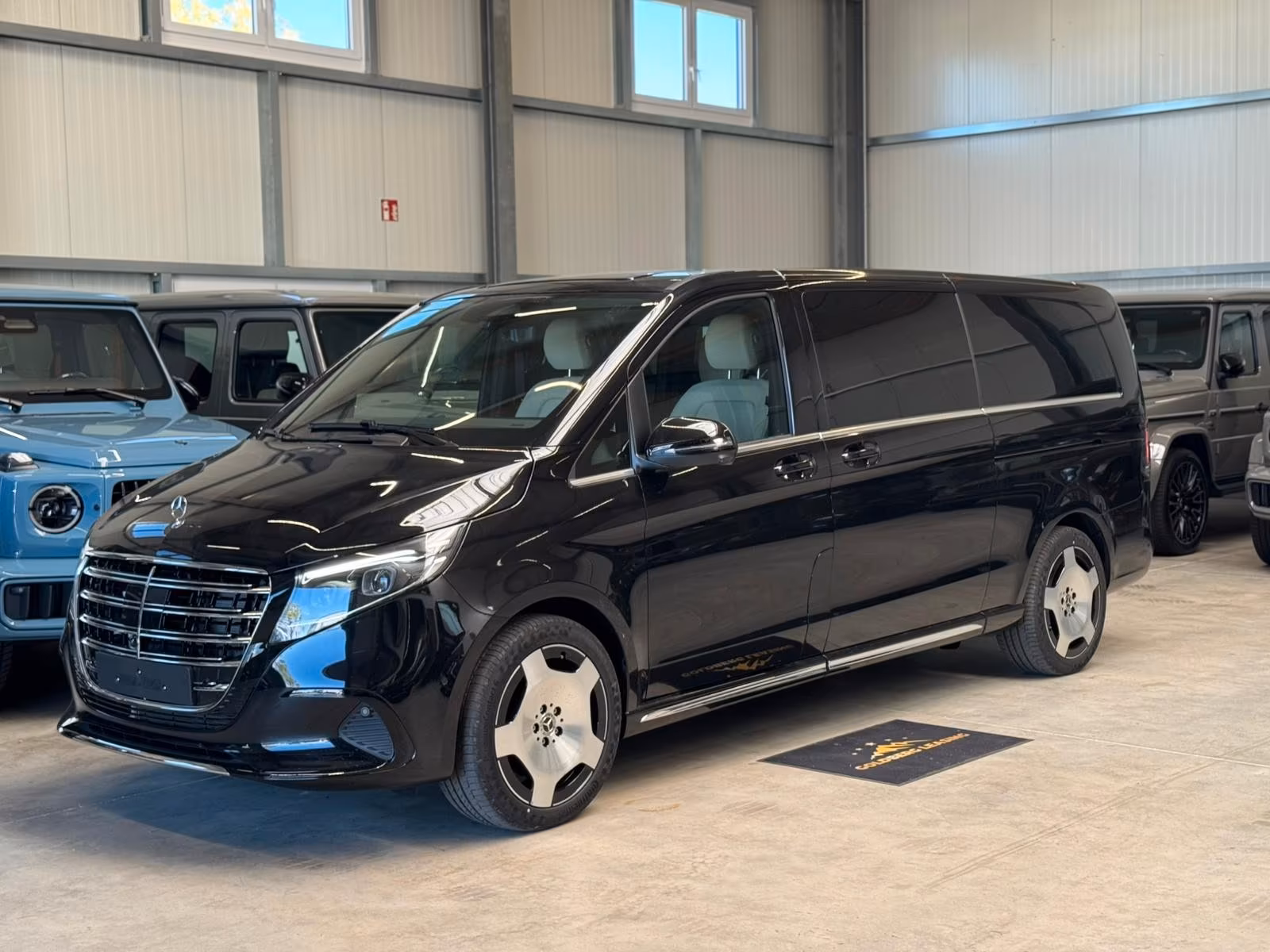 Mercedes-Benz V300d 4M AIRMATIC VIP-SEATS EXTRA LONG EXCLUSIVE