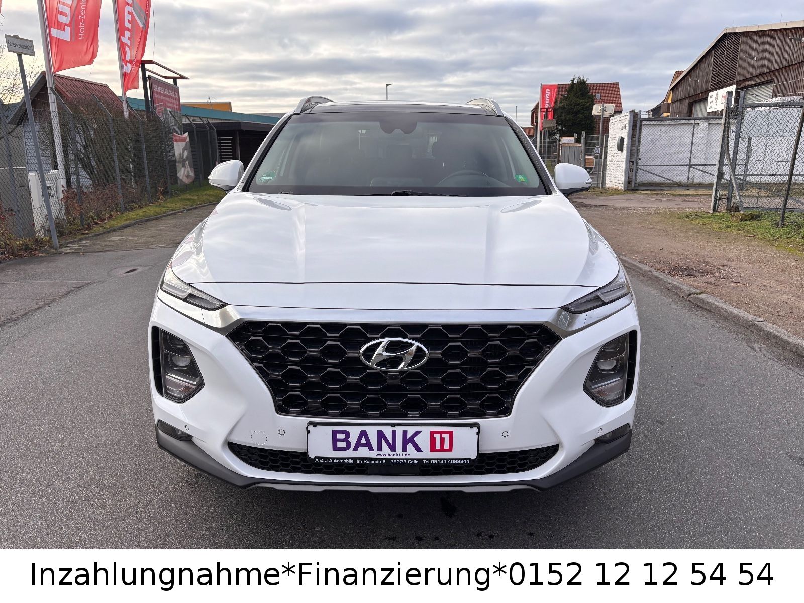 Hyundai Hyundai Santa Fe Premium 2WD