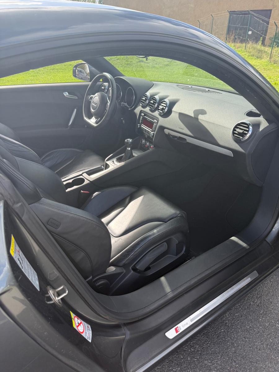 Audi TT Coupe 2.0 TFSI  1. Hand S Line Handschalter
