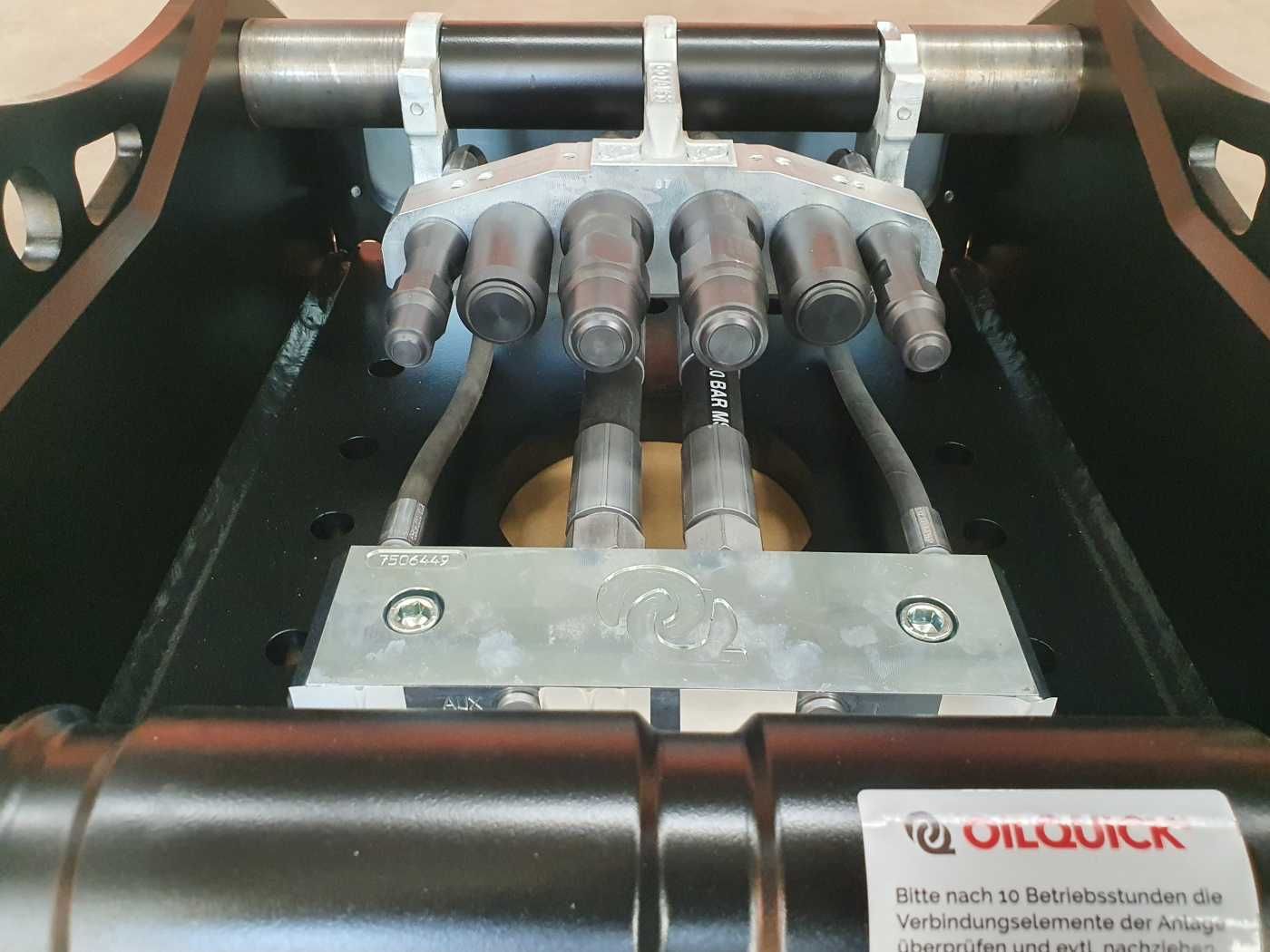 Fahrzeugabbildung Andere OilQuick OQ70/55 Adapterplatte für Westtech NEU