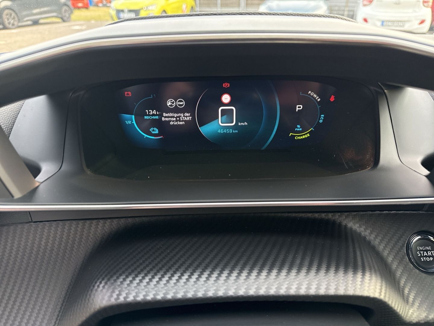 Fahrzeugabbildung Peugeot 2008 e- GT Pack El. Panodach Navi Leder Massages