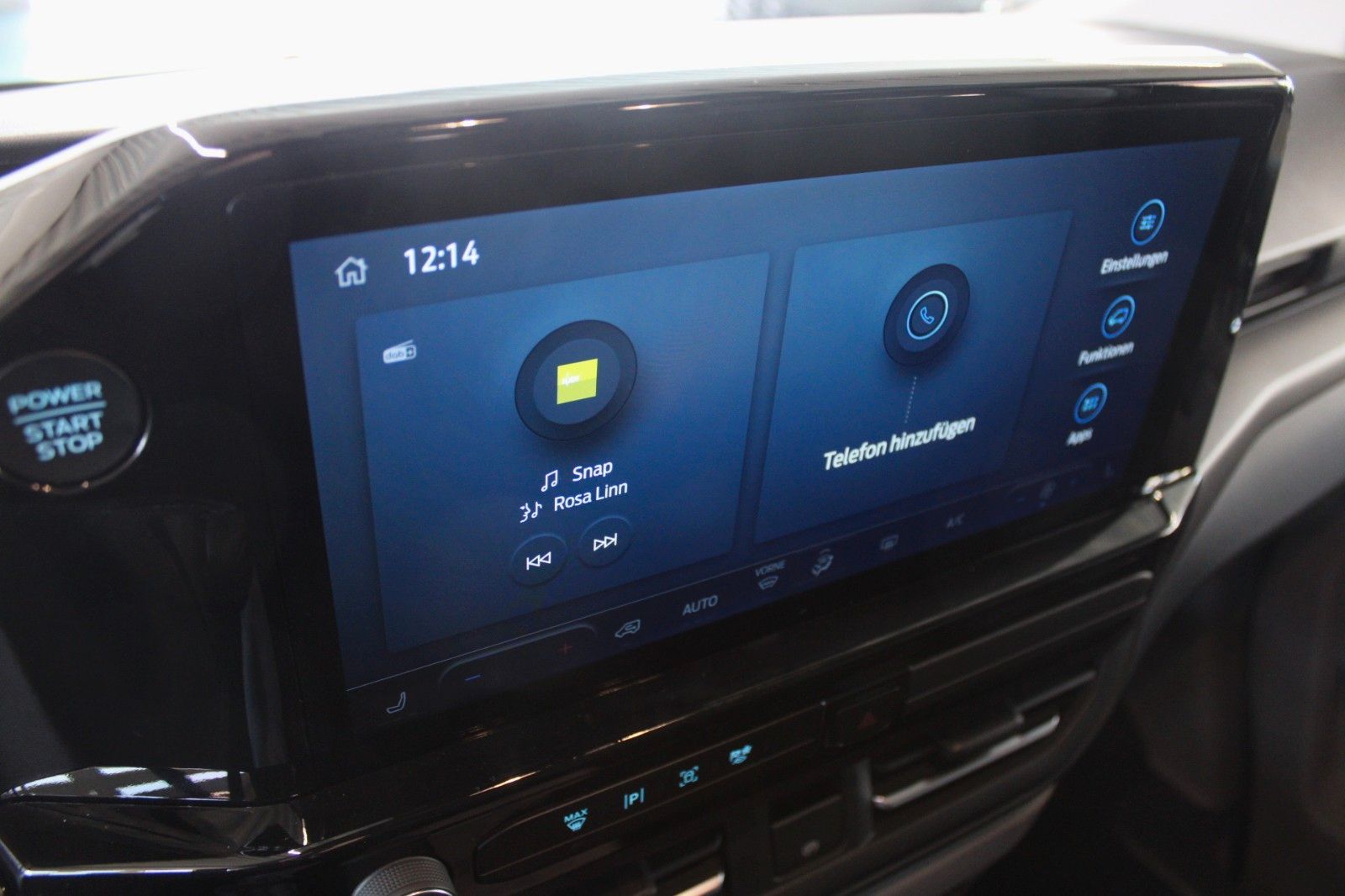 Fahrzeugabbildung Ford Tourneo Custom L1 8-Sitz Titanium Aut. LED STDHZ