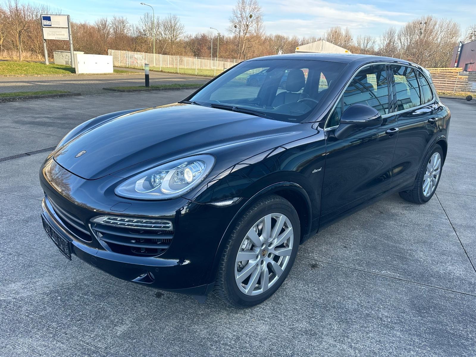 Porsche Cayenne S KLIMA*LEDER BI-XENON BOSE PANO AHK