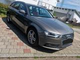 Audi A4 Avant B8 gute Austattung wenig KM - Audi 80: Kombi