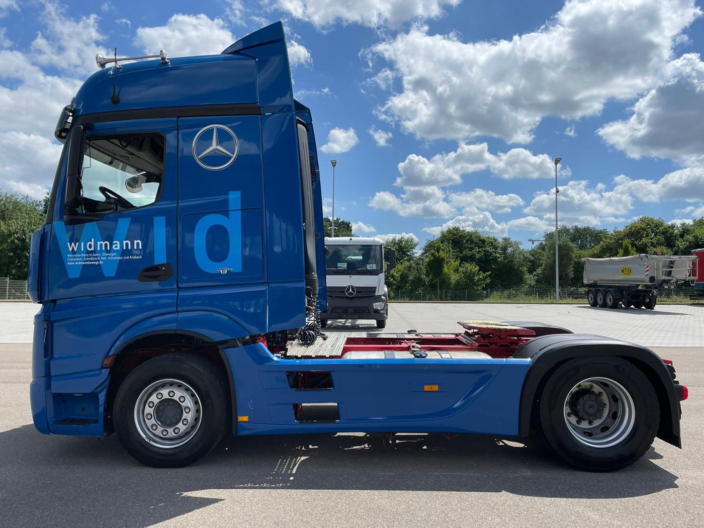 Mercedes-Benz Actros 1848 LS ACC AHK AUT Luft Navi SpurH