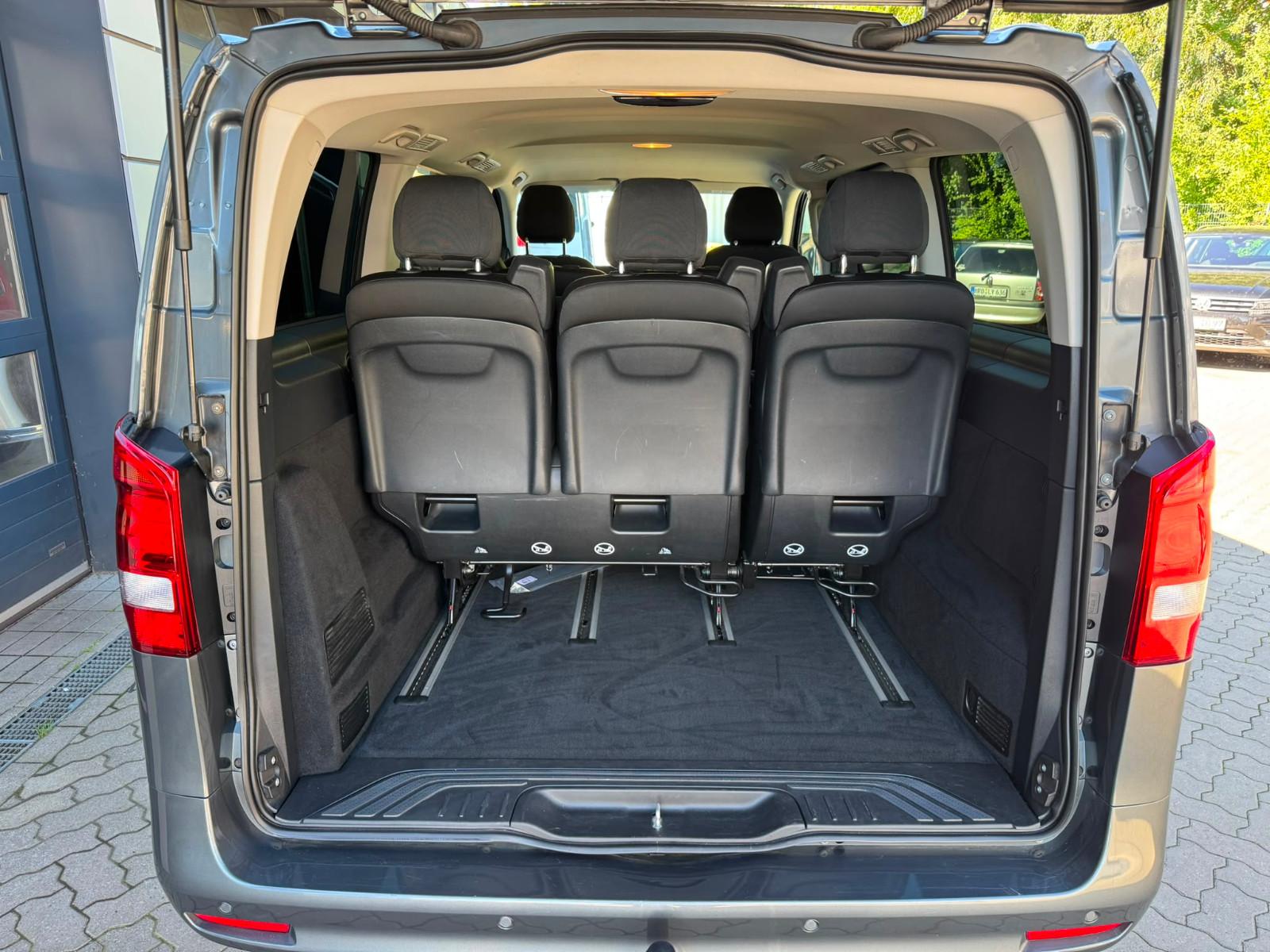Mercedes-Benz Vito Tourer 116 CDI  lang Edition ACC AHK NAV