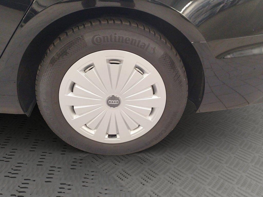 Audi A4 Avant 35 TDI S tronic LED GRA Navi
