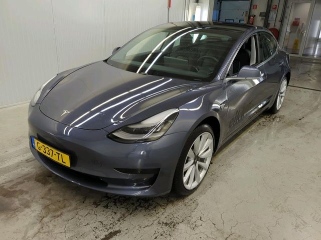 Tesla Model 3 Standard RWD Plus [ AUTOPILOT+19'' LMV+6