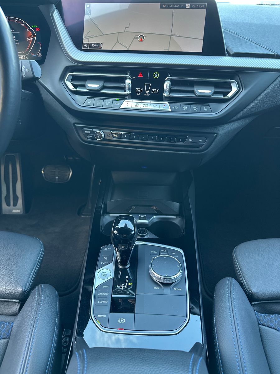 Fahrzeugabbildung BMW 120 d xDrive Aut. M Sport NAV+LED+SHZ+KAM+DAB