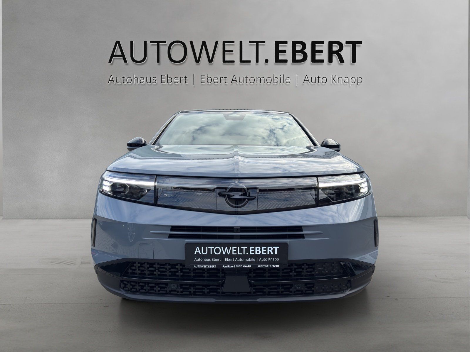 Fahrzeugabbildung Opel Grandland 1.2 Mild-Hybrid Ultimate/PANO/KAMERA/