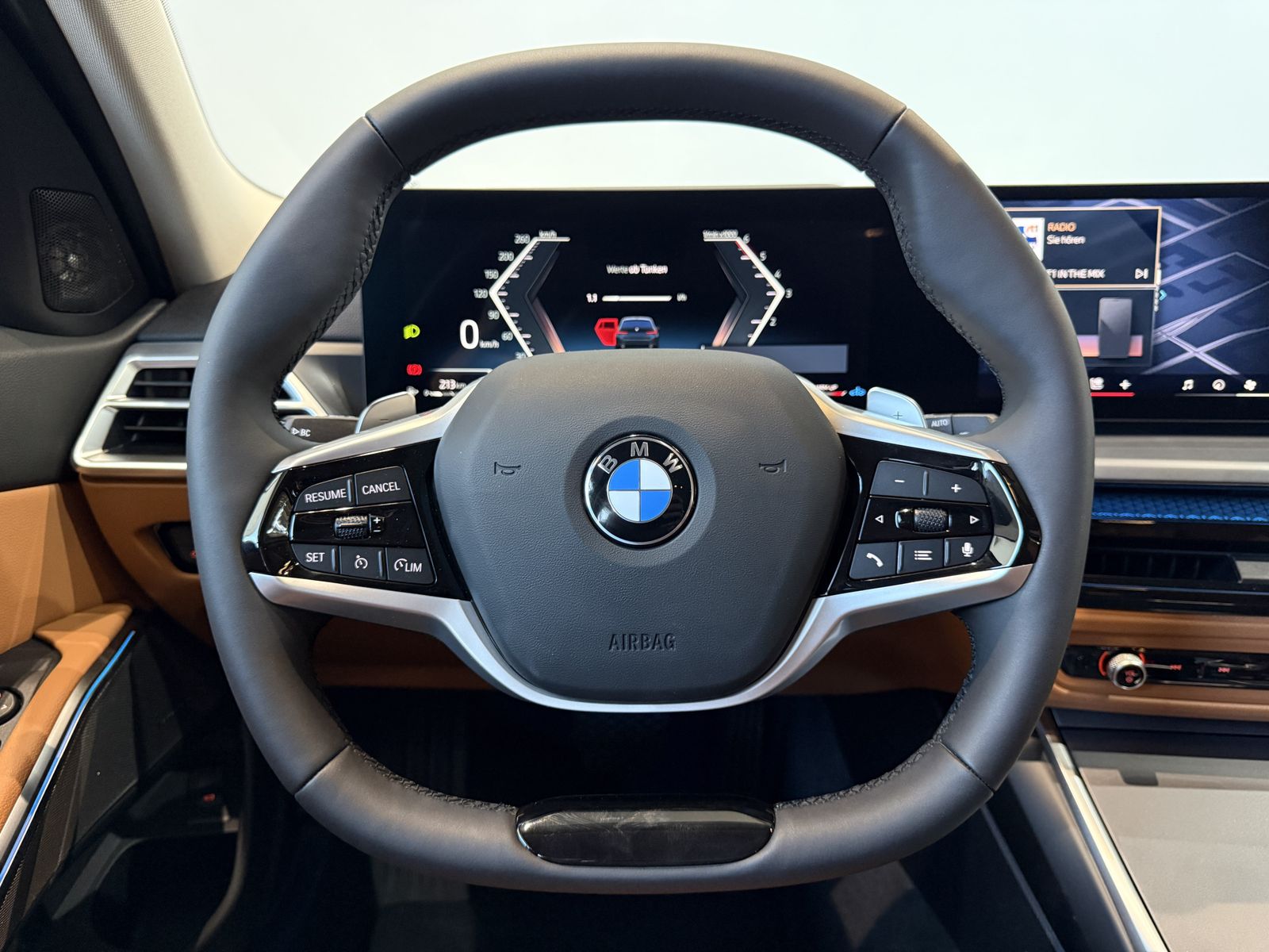Fahrzeugabbildung BMW 318d Touring HK HiFi DAB LED Komfortzg. AHK Shz