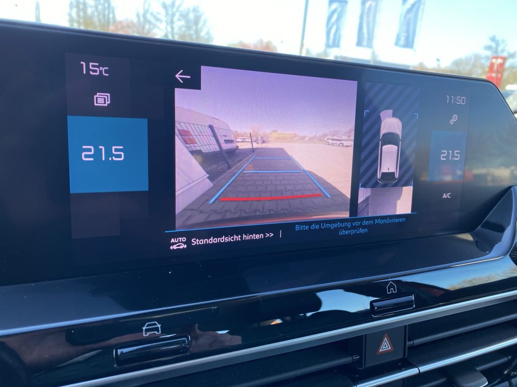 Fahrzeugabbildung Citroën C4 PureTech 130 S&S *AUTOMATIK* FEEL PACK *Sitzh