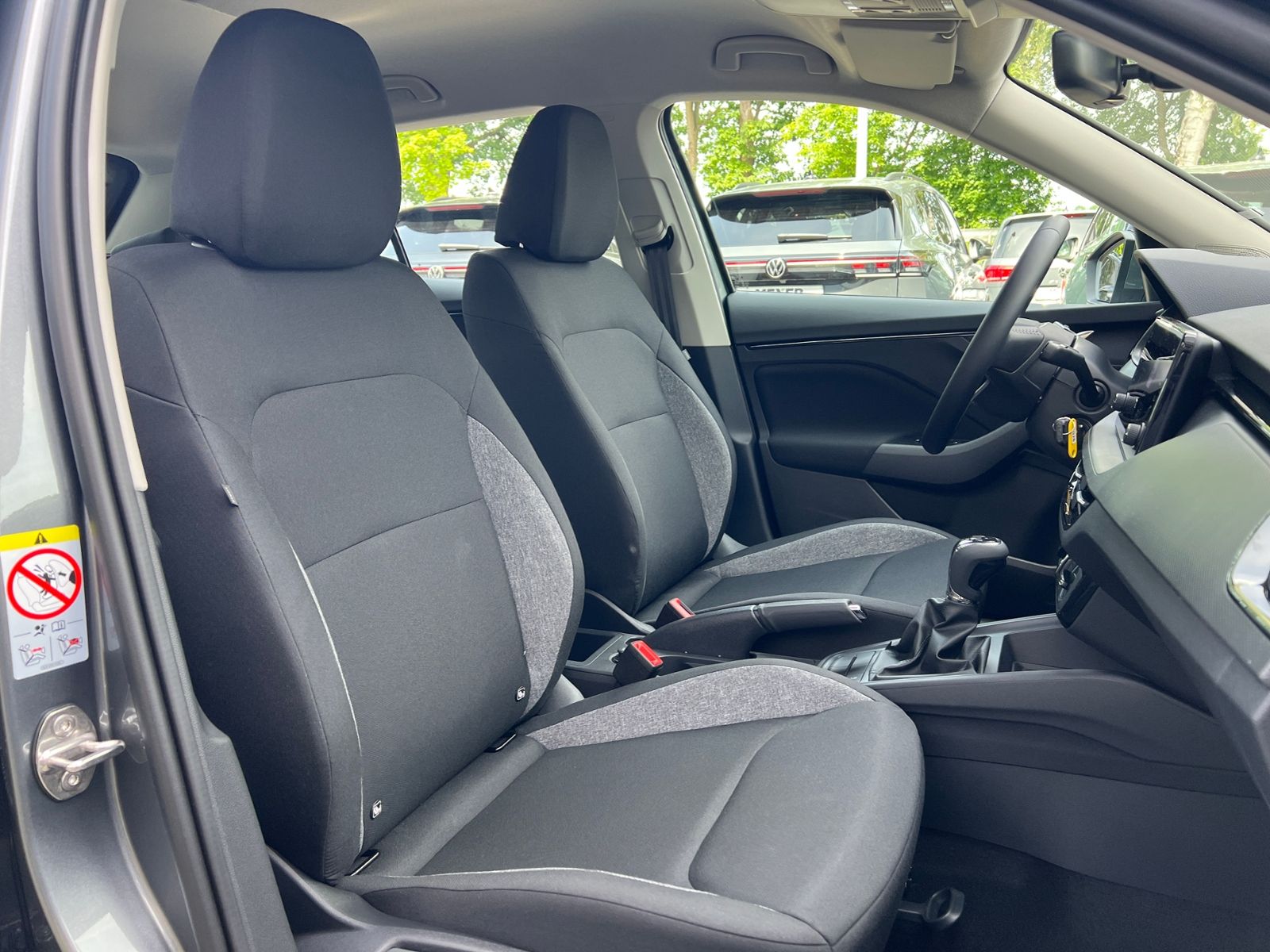 Fahrzeugabbildung SKODA Kamiq Essence 1.0 TSI DSG *Vorb. AHK, LED, Sitzh