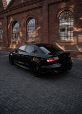 Audi RS3 2.5 TFSI S tronic quattro - - Audi RS3 in Duisburg