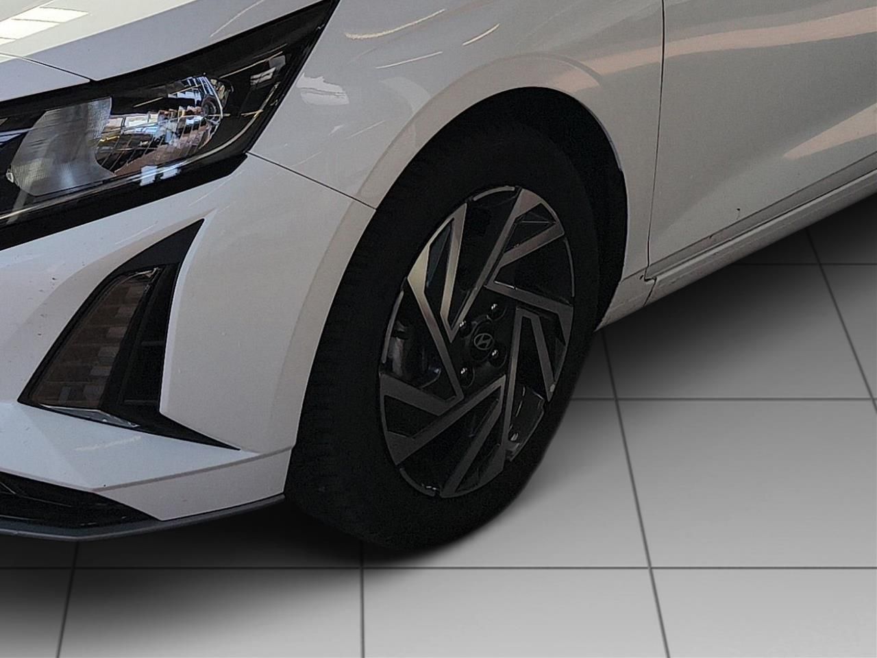 Fahrzeugabbildung Hyundai i20 DCT TREND LED*SHZ*LHZ*NAVI*CARPLAY*KAMERA*