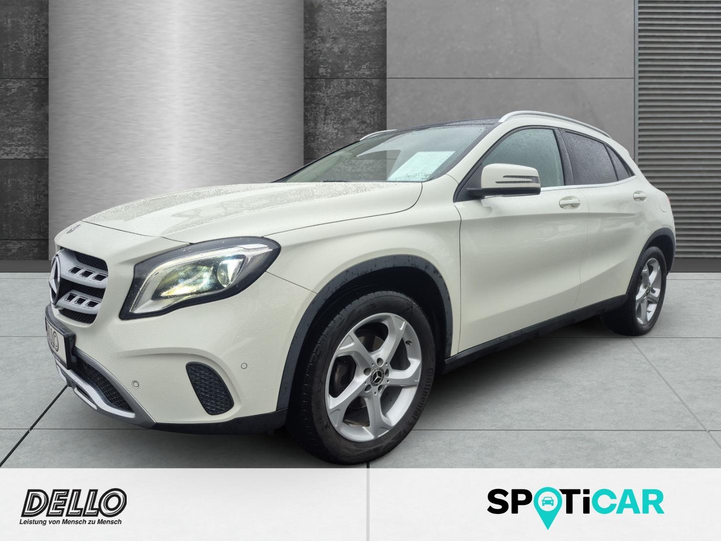 Mercedes-Benz GLA 200 1.6 URBAN El. Panodach Navi LED SHZ Temp