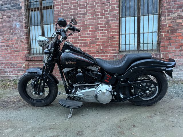 Harley-Davidson Cross Bones Softail Springer