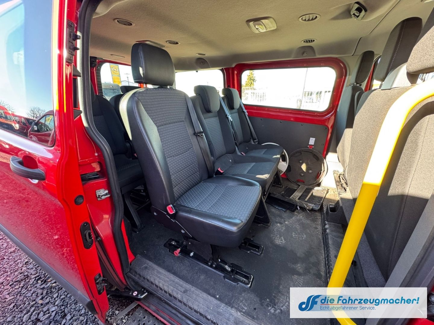 Fahrzeugabbildung Ford Transit Custom 320 L1 Trend *UNFALLSCHADENN*2340