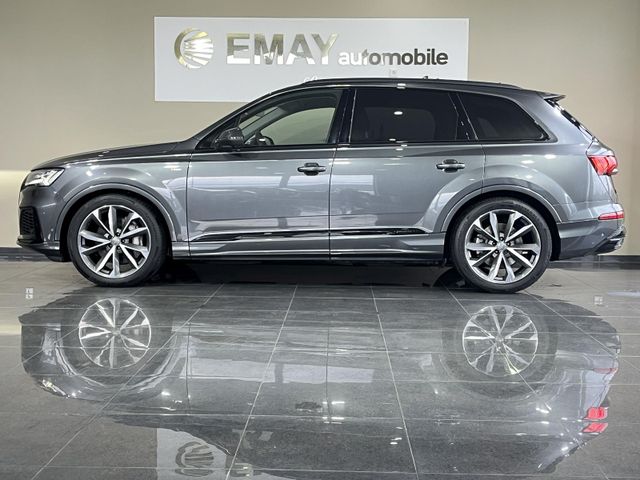 Audi Q7 50 TDI quattro S line //**7 Sitzer**/