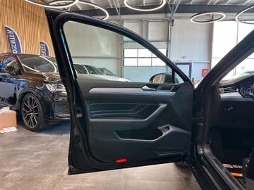 Volkswagen Passat GTE *Keyless*SitzHZ(VH)*3-Zonen*Massage*